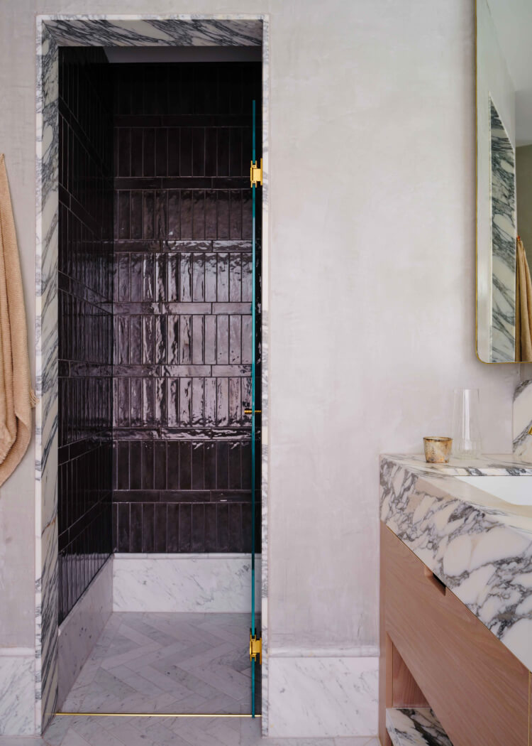 An Industrial Shower Is the Vintage-Inspired Touch Your Bathroom Needs, Hunker